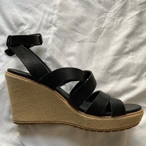 Earthkeeper Black Wedge Sandals